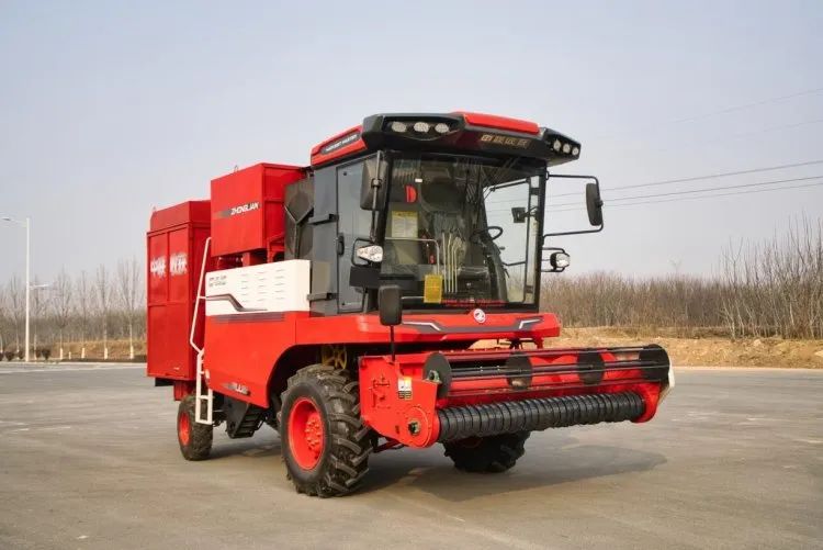 孔慶宇：質(zhì)量可靠收益高，中聯(lián)收獲花生機是我心目中的
(圖3)