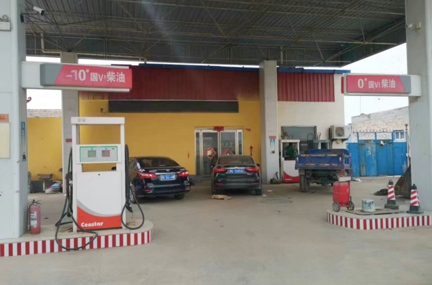 有三臺挖掘機(jī)的董老板為何轉(zhuǎn)型開收割機(jī)？收的都是現(xiàn)錢！(圖2)